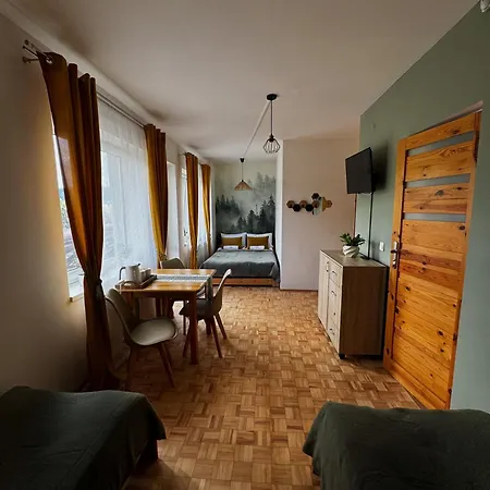 Willa Krynica Bed & Breakfast